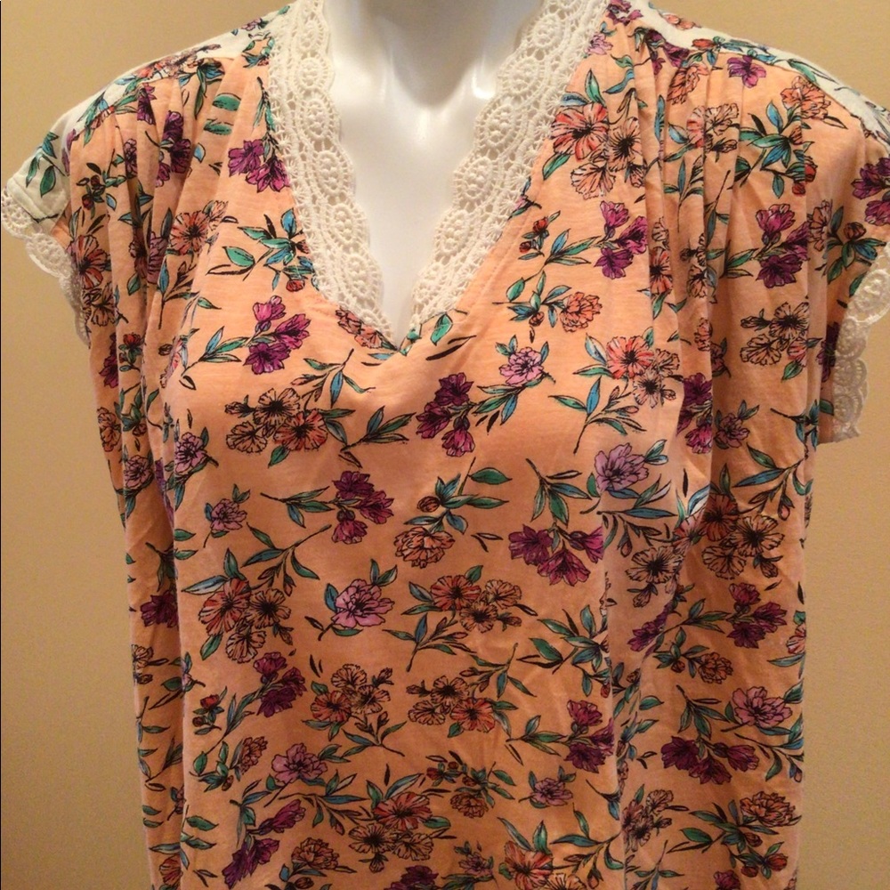 For the republic cropped floral top